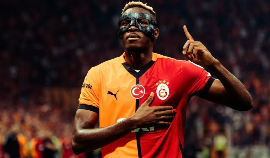 Victor Osimhen için 150 milyon euroluk teklif! Galatasaray kararını verdi