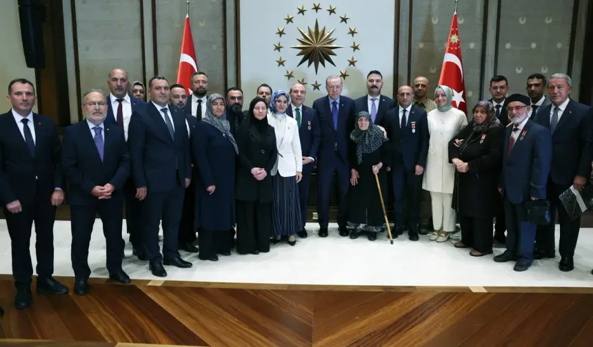 Erdoğan, şehit yakınları ve gazilerle buluştu