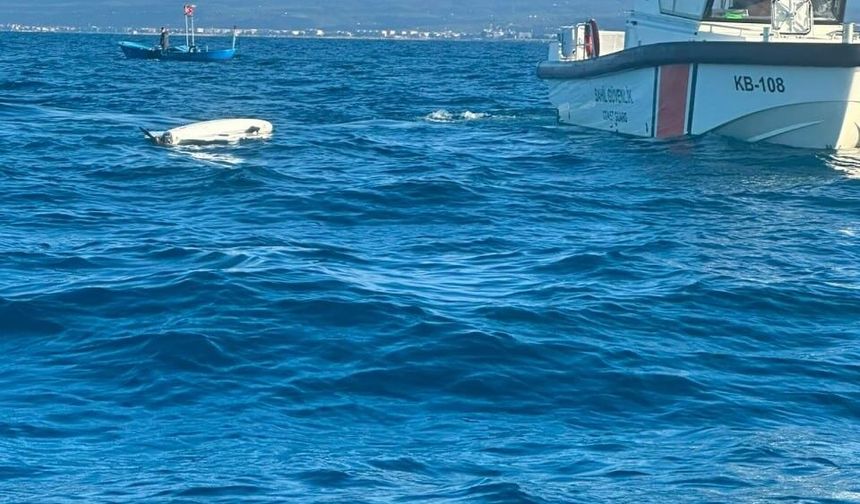 Balık tutmak için açıldılar... Denizde dron buldular