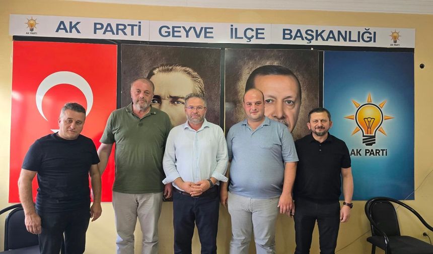 Selçuk Yıldız’ın ağabeyi ve yeğeni AK Parti’ye katıldı