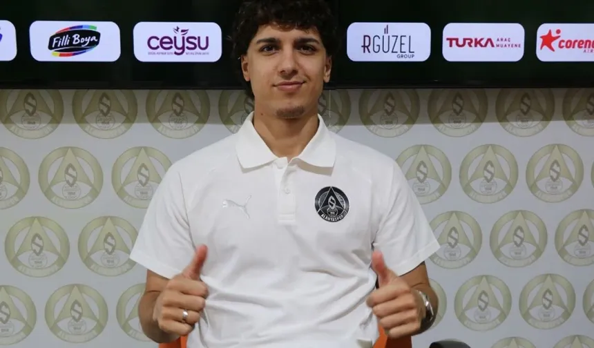 Sakaryaspor’un eski futbolcusu Emre Demir Alanyaspor’a imza attı