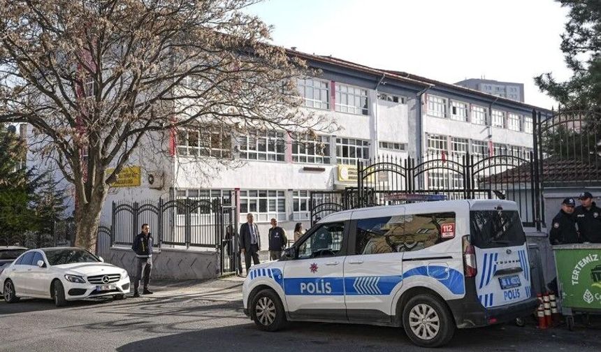 Okullarda 30 bin yeni personel görevlendirilecek