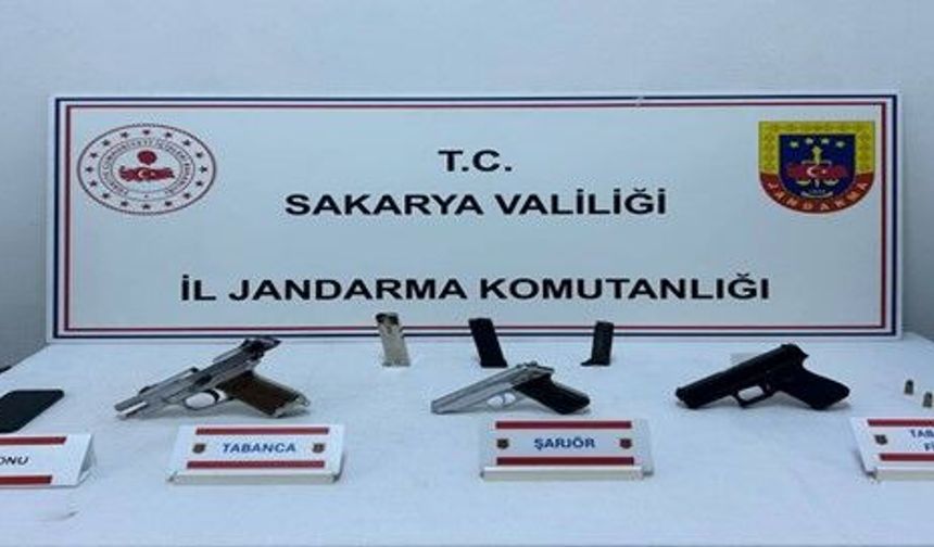 Uyuşturucu ve silah operasyonu: 3 şüpheli tutuklandı