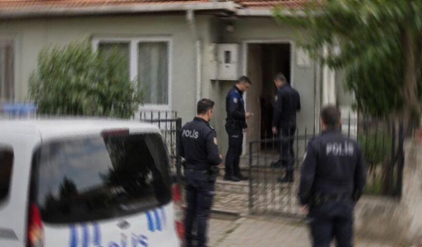 Kaynarca’da yaşlı adam evinde ölü bulundu