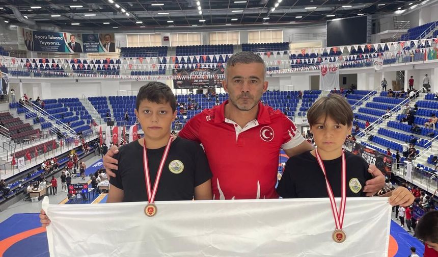 Sapancalı genç güreşçilerinden uluslararası başarı