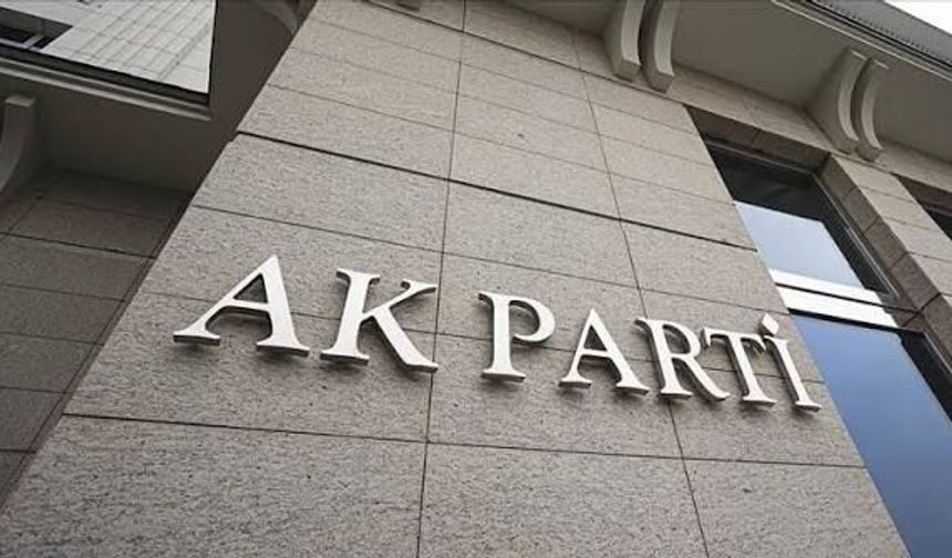 CHP ve YRP'li Belediye Başkanları Ak Parti’ye geçti