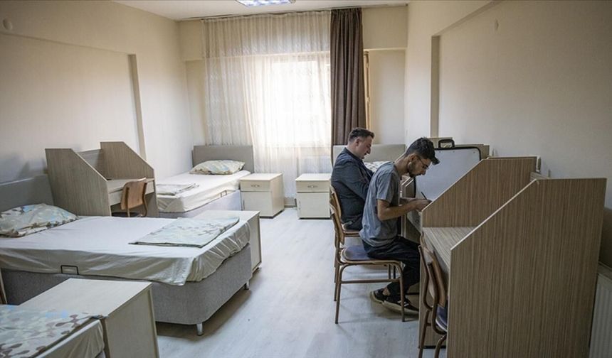 KYK yurt ücretlerine zam geldi! Öğrencilerin ödeyeceği yeni tutar belli oldu