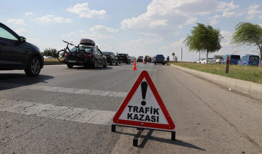 Trafik kazalarında 8 aylık bilanço: Bin 430 kişi hayatını kaybetti