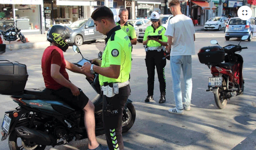 Akyazı'da 8 ayda 3 bin 116 motosikletliye ceza kesildi