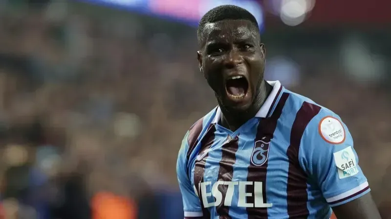 <p> Trabzonspor’da forma giydiği geçen sezon taraflı tarafsız herkesin takdirini kazanan ve etkileyici bir iz bırakan Onuachu’nun da  Beşiktaş seçeneğine sıcak baktığı gelen haberler arasında. Hücumda tartışmasız isimlerle yola devam etmek isteyen Adalı ve ekibi seçime kadar şartları hazır hale getirmeye çalıştığı bildirildi.</p>