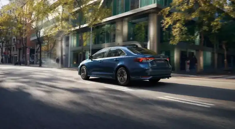 <div><strong> <a href="https://www.haberlisin.com/haberleri/toyota" class="tag-link" title="Tüm Toyota haberleri" target="_blank">TOYOTA</a> FİYAT LİSTESİ MAYIS 2025</strong></div>
<div></div>
<div><strong>Toyota Corolla Fiyat Listesi Mayıs 2025</strong></div>
<div>
<p></p>
<p><strong>1.5 Vision Plus Multidrive S </strong><br />LİSTE FİYATI: 1.890.000 TL<br />KAMPANYALI FİYATI:1.835.000 TL</p>
<p><strong>1.5 Dream Multidrive S </strong><br />LİSTE FİYATI: 1.923.500 TL <br />KAMPANYALI FİYATI: 1.855.000 TL</p>
<p><strong>1.5 Dream X-Pack Multidrive S </strong><br />LİSTE FİYATI: 2.061.000 TL <br />KAMPANYALI FİYATI: 1.855.000 TL</p>
<p><strong>1.5 Flame X-Pack Multidrive S</strong></p>
<p>LİSTE FİYATI: 2.152.500 TL<br />KAMPANYALI FİYATI: 1.933.000 TL</p>
<p><strong>1.5 Passion X-Pack Multidrive S</strong></p>
<p>LİSTE FİYATI: 2.295.500 TL<br />KAMPANYALI FİYATI: 2.032.000 TL</p>
</div>