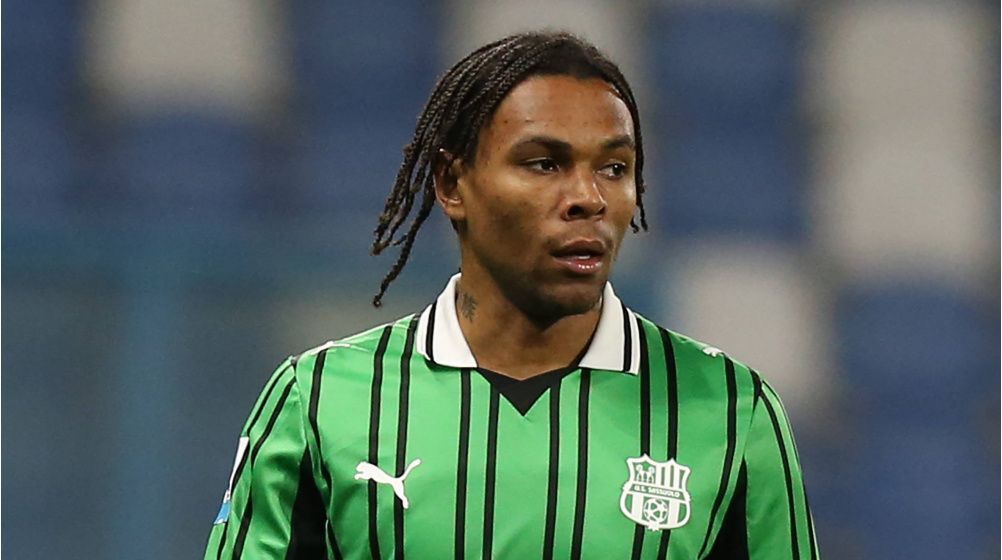 Beşiktaş'ta yıldız oyuncunun transferi askıya alındı