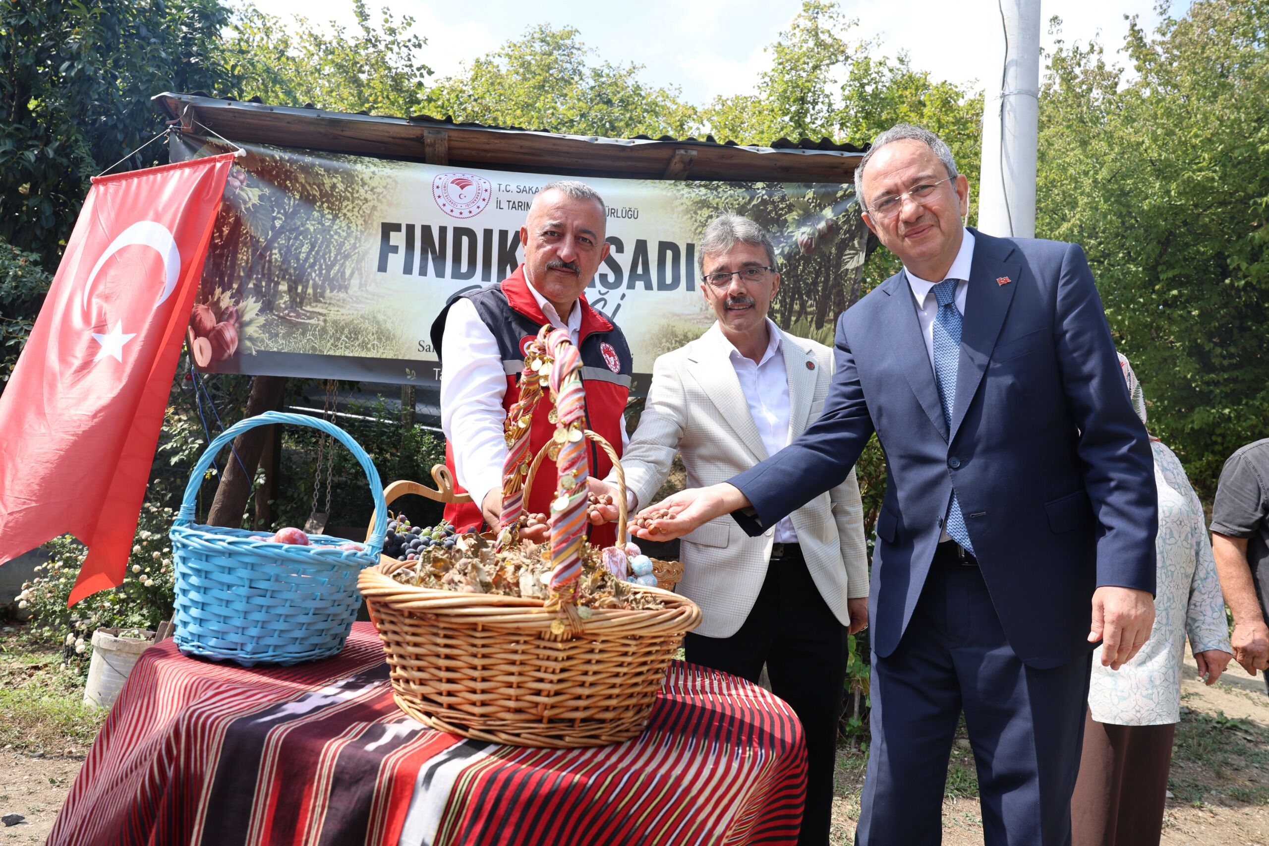 Erenler’de Findik Hasadi Şenli̇ği̇’nde Üreti̇ci̇lerle Buluşuldu (1)
