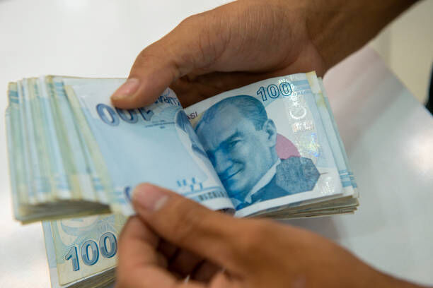 Yeni asgari ücret ne kadar olacak? Canlı yayında açıkladı!