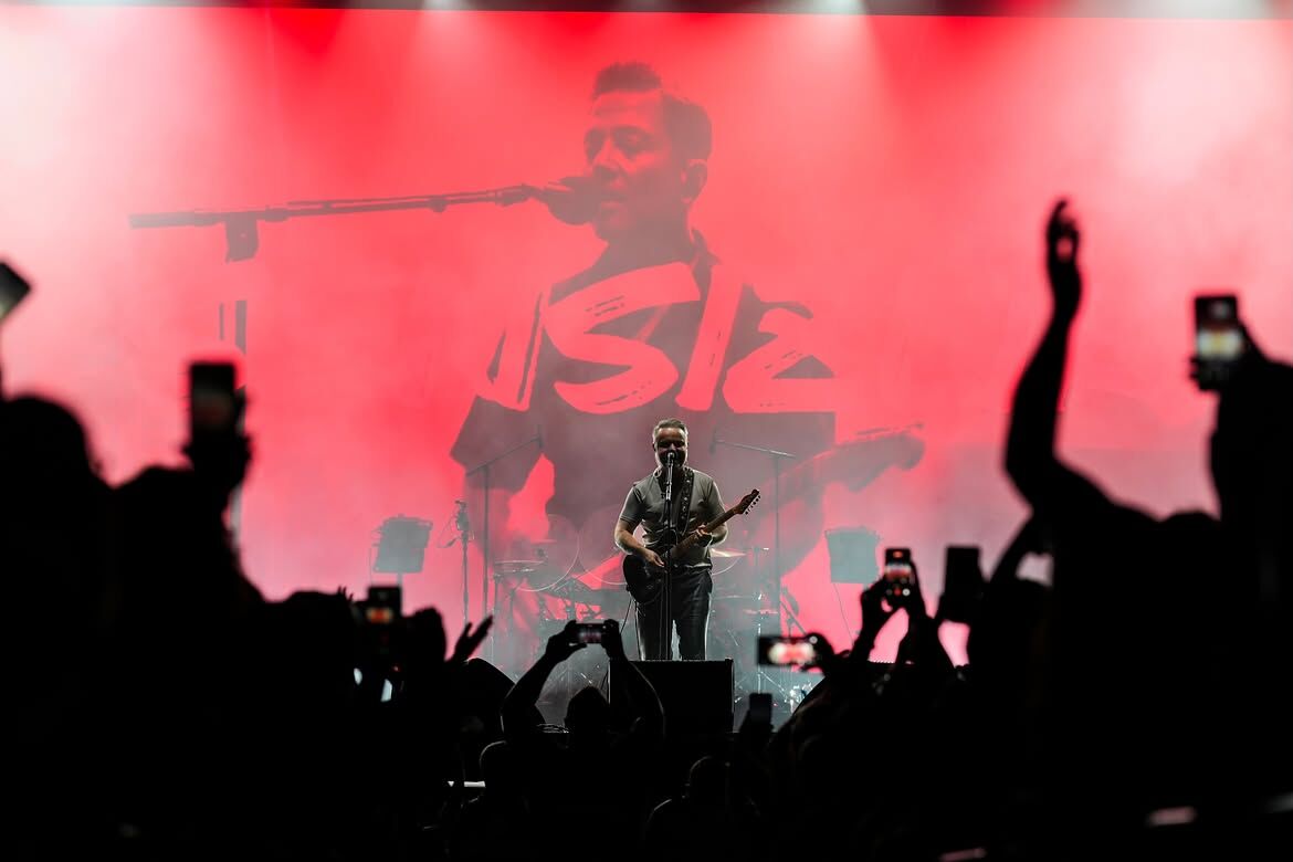 Yaz Konserlerimizin Dördüncü Gecesinde 32 Evler Plajı, Hafızalara Kazınan Şarkılarla Ve Hiç Dinm (4)